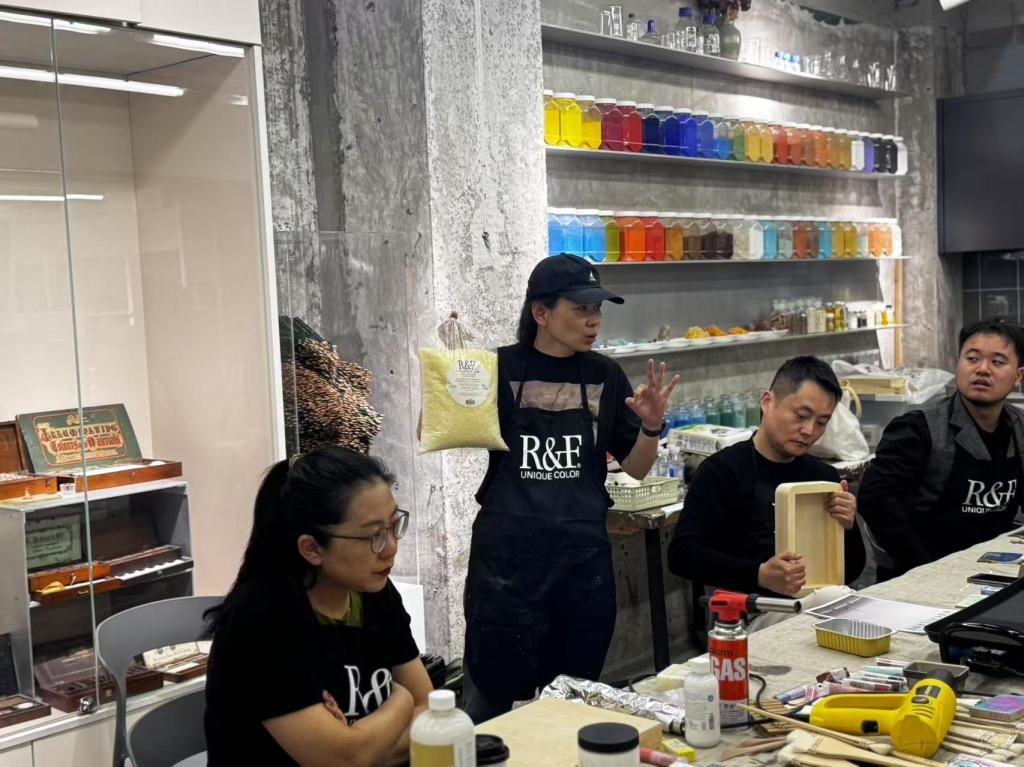 From Batik Roots to Encaustic: My Workshop at Markmedia &&nbsp;R&F